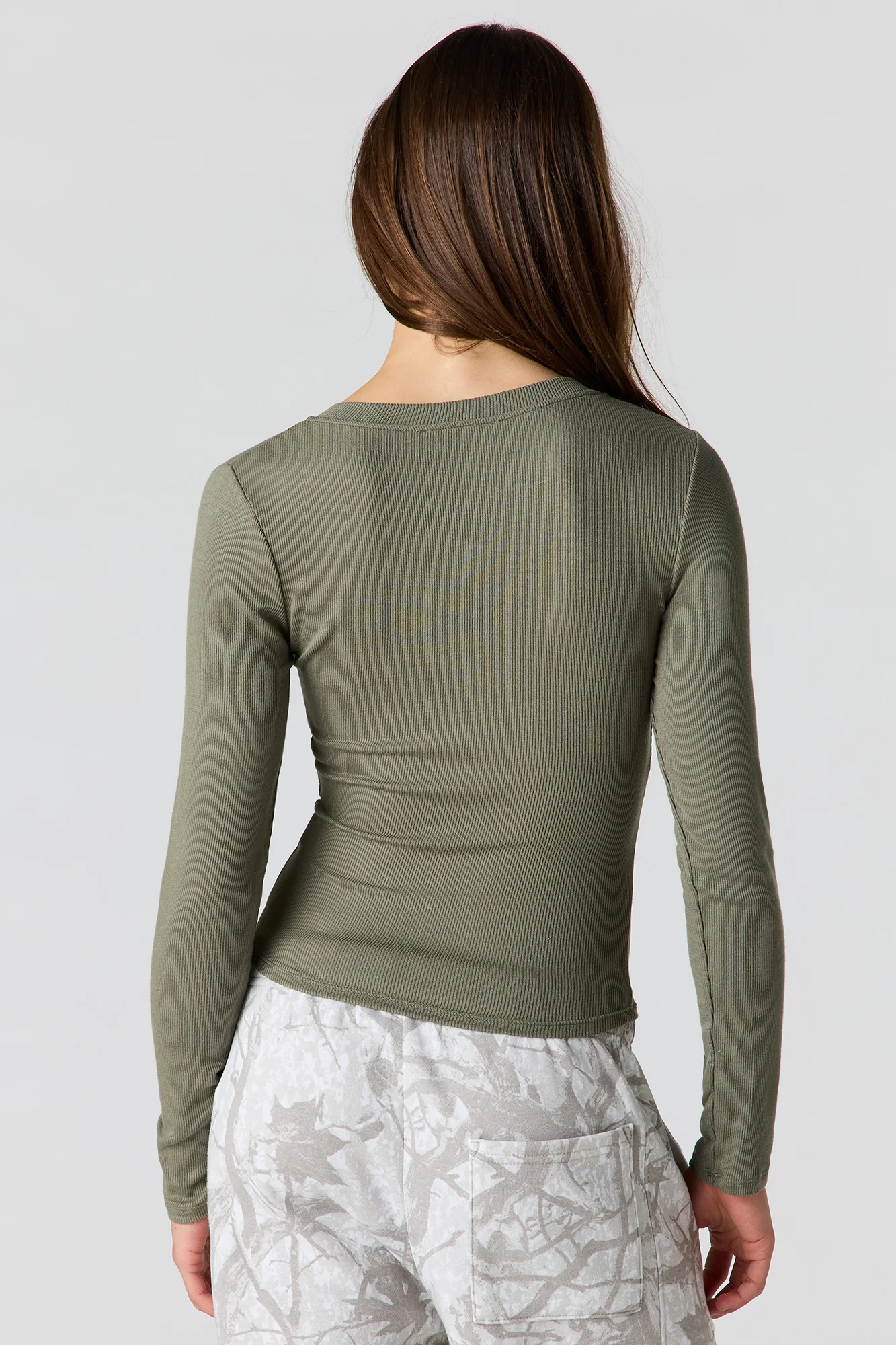 Ribbed V-Neck Long Sleeve Top - Image 11